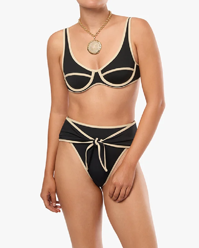 Scoop Underwire Top